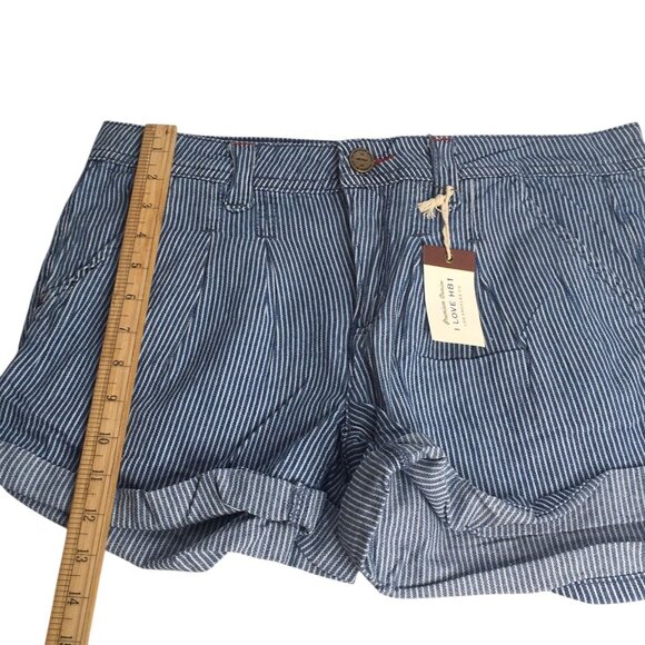 I Love H81 Denim Shorts Womens 29 Blue White Pinstripe Cuffed Roll Hem Pleated - Picture 6 of 13